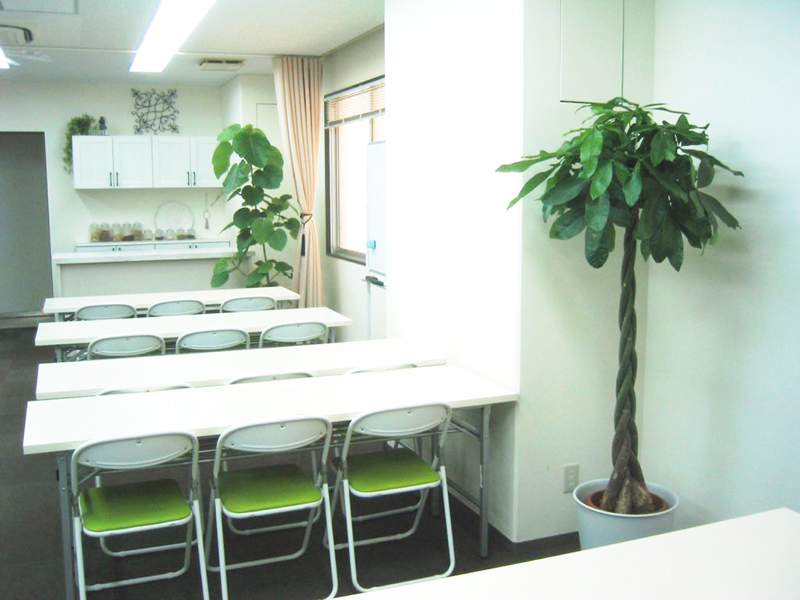 観葉植物レンタルを料理教室に